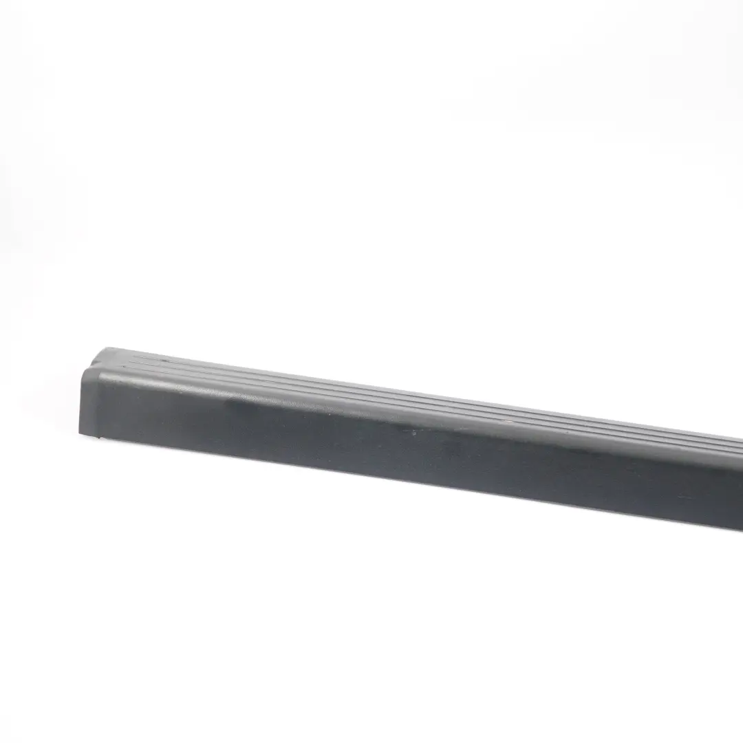  Coperchio d'ingresso Mercedes W203 Striscia anteriore sinistro - SKU A2036862636 - Numero di parte A2036862636