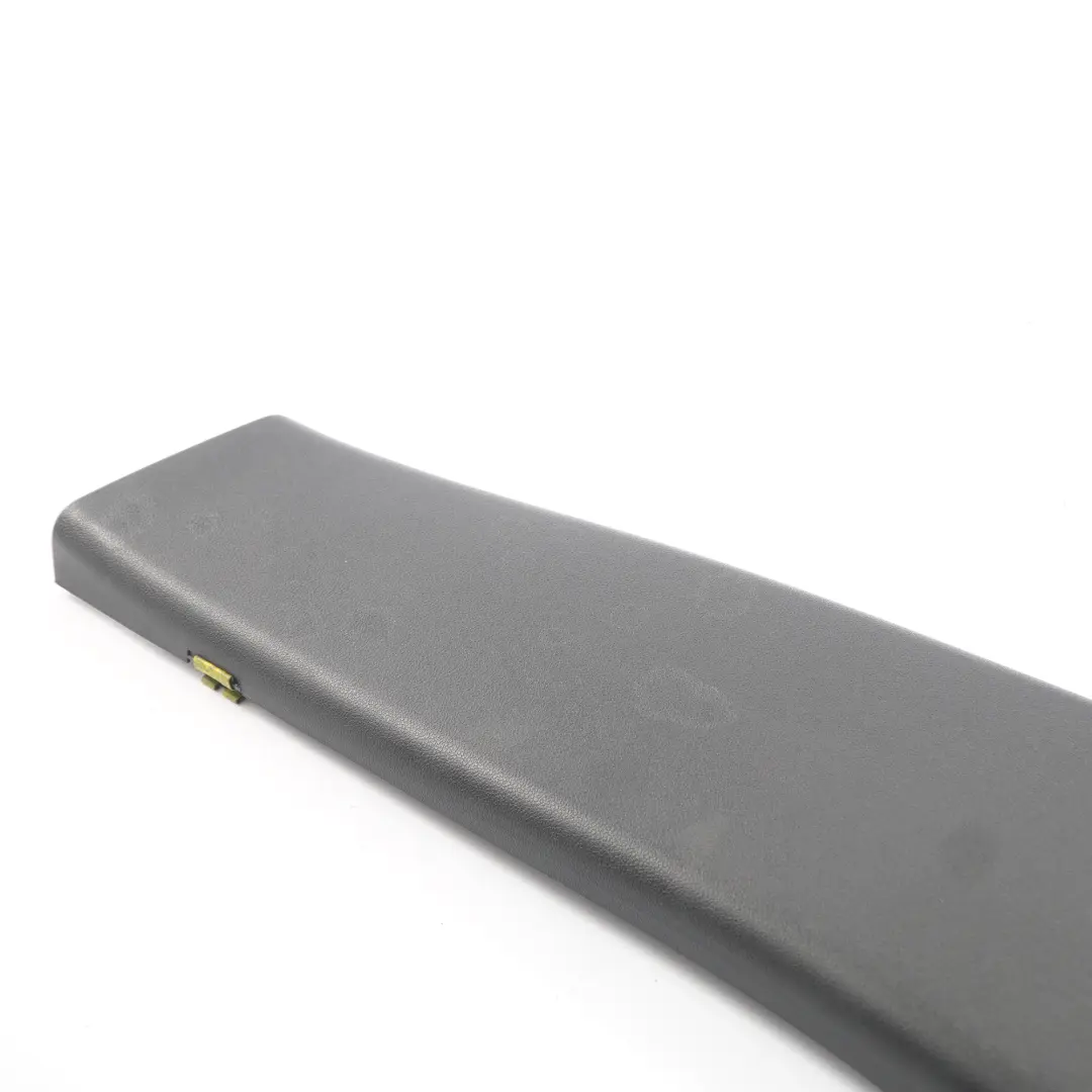 Säule B-Säule untere Verkleidung links schwarz für Mercedes W203 mit Teilenummer A2036901153 Mercedes W203 Säule B-Säule untere Verkleidung links schwarz - SKU A2036901153-2 - Teilenummer A2036901153