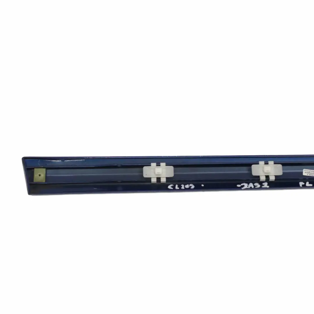 Mercedes CL203 Bande de Porte Avant Gauche Bande de Moulure Jaspisblau Bleu 345 - SKU A2036902982-JAS2 - Numéro de pièce A2036902982
