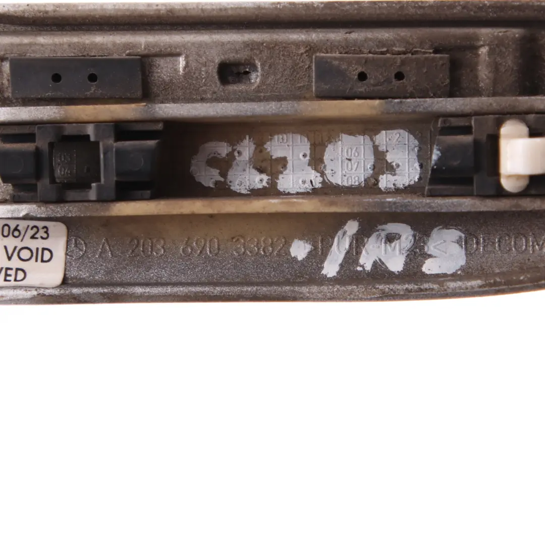 Pannello Laterale Parafango Sinistro Iridium Silver - 775 per Mercedes CL203 con numero di parte A2036903382 Mercedes CL203 Pannello Laterale Parafango Sinistro Iridium Silver - 775 - SKU A2036903382-IRS - Numero di parte A2036903382