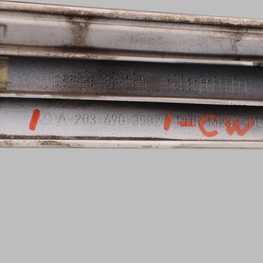 Tür Zierleiste Vorne Links Trim Calcit Weiß für Mercedes CL203 mit Teilenummer A2036903582 Mercedes CL203 Tür Zierleiste Vorne Links Trim Calcit Weiß - SKU A2036903582-CW - Teilenummer A2036903582