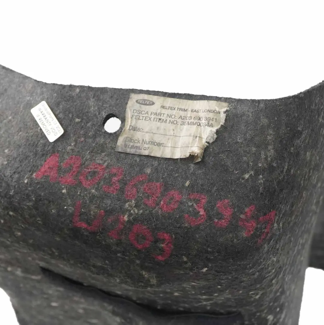 Baule di protezione Mercedes W203 Pannello posteriore sinistro per con numero di parte A2036903941 Baule di protezione Mercedes W203 Pannello posteriore sinistro - SKU A2036903941 - Numero di parte A2036903941