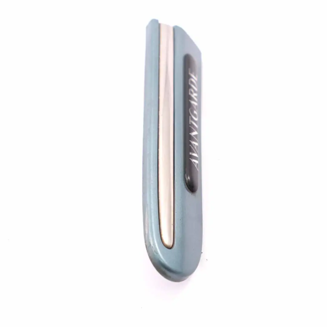 Parafango anteriore sinistro Modanatura Aragonite 941 per Mercedes W203 con numero di parte A2036904762 Mercedes W203 Parafango anteriore sinistro Modanatura Aragonite 941 - SKU A2036904762-ABM - Numero di parte A2036904762