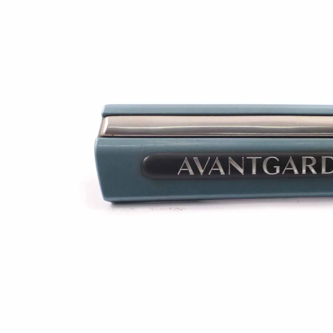 Aile avant droite Moulage Aragonite Blue 941 pour Mercedes W203 à propos du numéro de pièce A2036904862 Mercedes W203 Aile avant droite Moulage Aragonite Blue 941 - SKU A2036904862-ABM - Numéro de pièce A2036904862