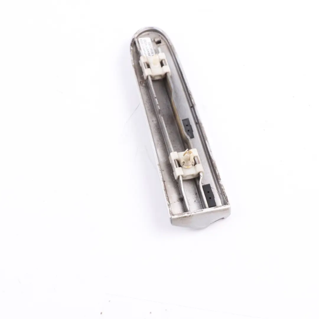 Striscia modanatura parafango anteriore destro Iridium Silver 775 per Mercedes W203 con numero di parte A2036904862 Mercedes W203 Striscia modanatura parafango anteriore destro Iridium Silver 775 - SKU A2036904862-IRS - Numero di parte A2036904862