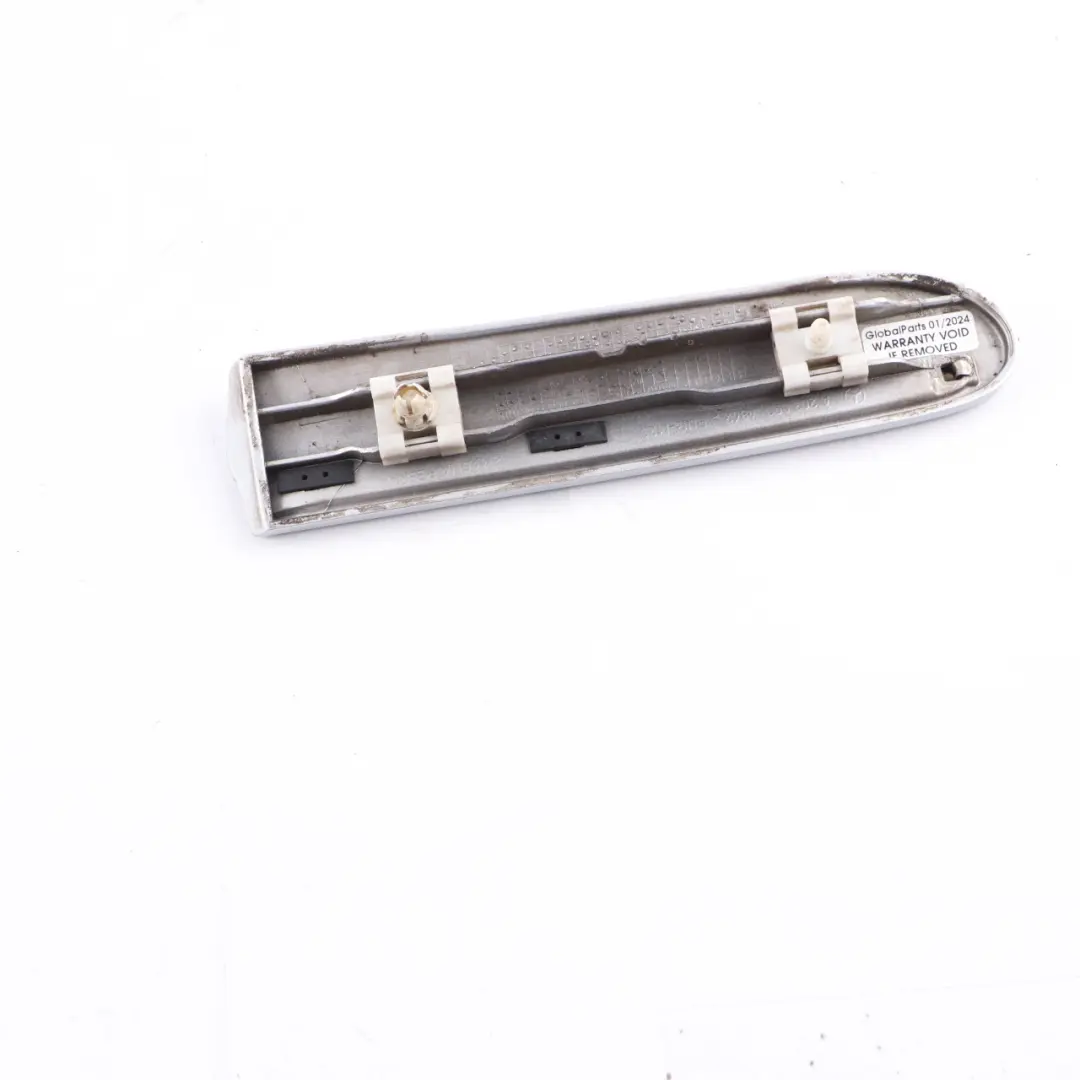 Mercedes W203 Moulure d'aile avant droite argent iridium - 775 - SKU A2036904862-IRS - Numéro de pièce A2036904862