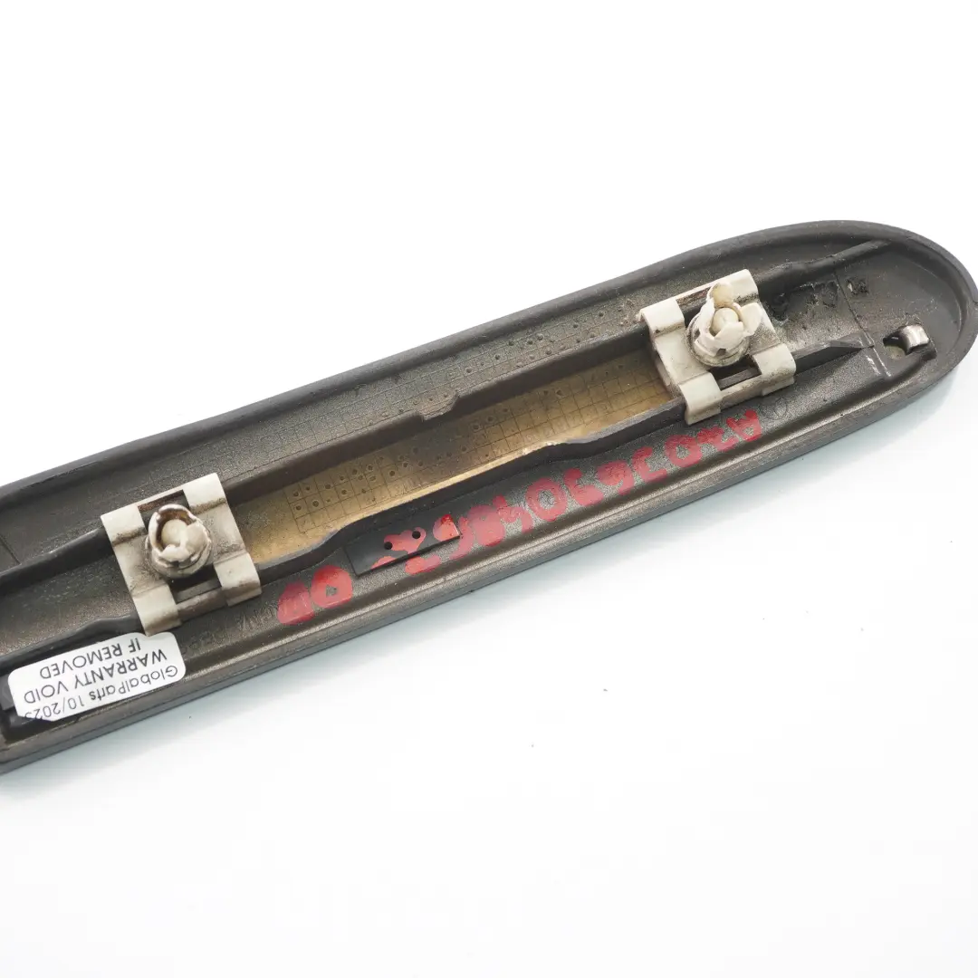 Listwa Błotnika Prawy Przód Czarna do Mercedes W203 o numerze A2036904862 Mercedes W203 Listwa Błotnika Prawy Przód Czarna - SKU A2036904862-OB - Numer Części A2036904862