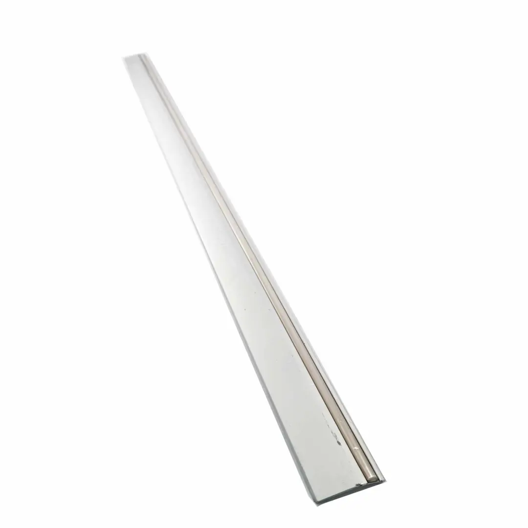 Mercedes W203 Moulure de porte avant gauche Iridium Silver - 775 - SKU A2036904962-IRS - Numéro de pièce A2036904962