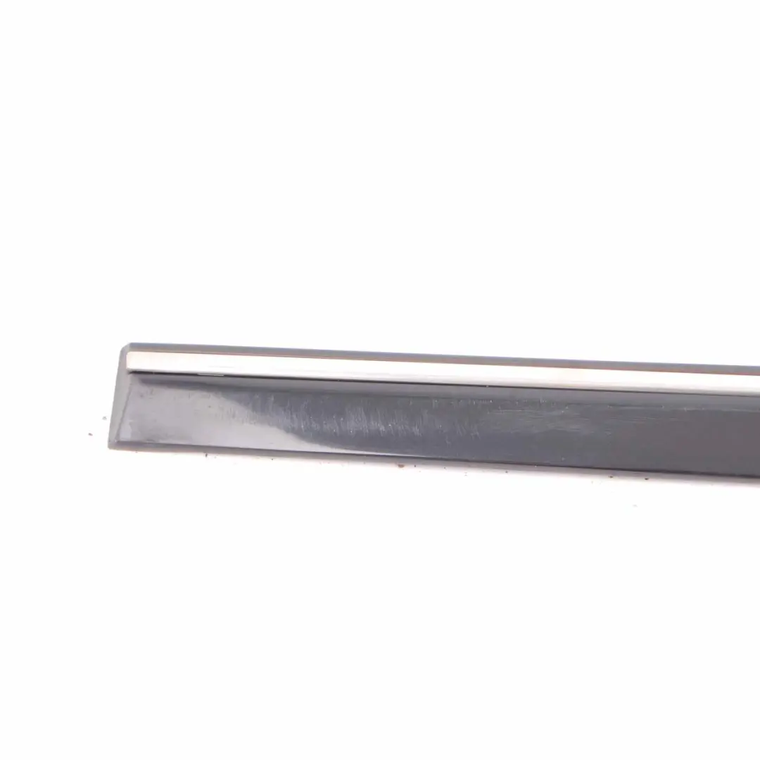 Mercedes W203 Tür verkleidung Leiste vorne links Obsidian Schwarz Metallic 197 - SKU A2036904962-OB - Teilenummer A2036904962