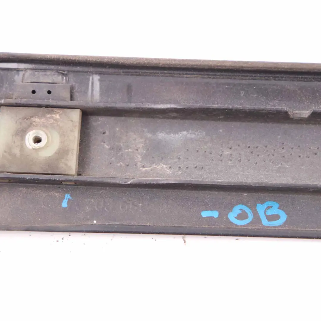 Mercedes W203 Baguette garniture porte avant gauche Noir obsidien métallisé 197 - SKU A2036904962-OB - Numéro de pièce A2036904962