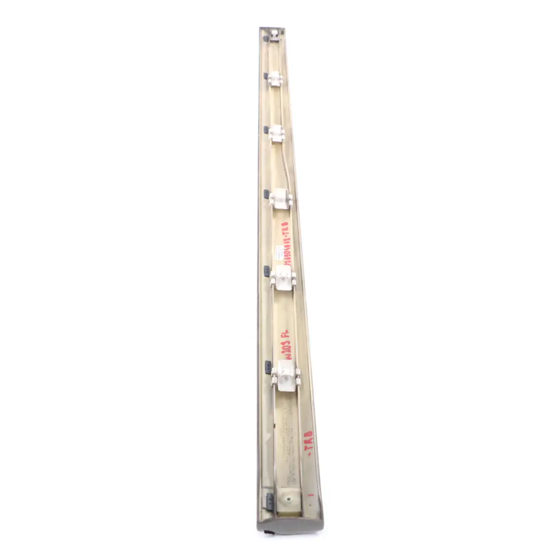Mercedes W203 Moulure de Porte Avant Gauche Beige Travertin - 693 - SKU A2036904962-TRB - Numéro de pièce A2036904962