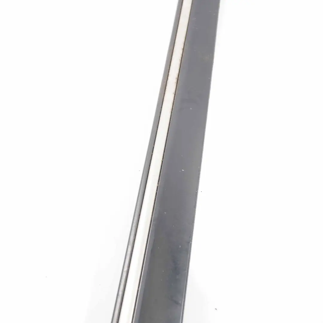 Mercedes W203 moldura puerta delantera derecha Cubierta Negro Diamante - 768 - SKU A2036905062-DSCH - Número de pieza A2036905062