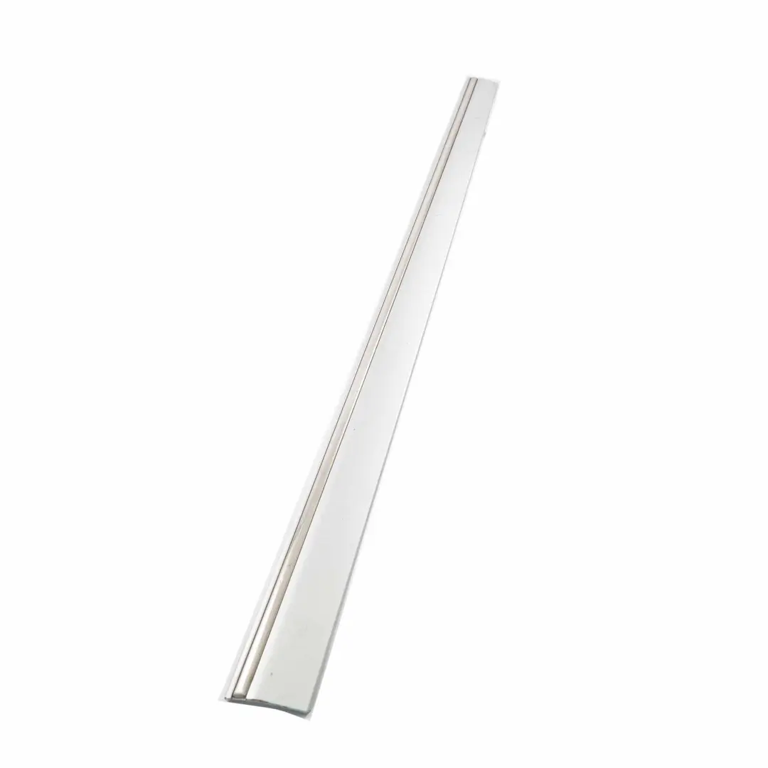 Mercedes W203 Modanatura porta anteriore destra Striscia Iridium Silver - 775 - SKU A2036905062-IRS - Numero di parte A2036905062