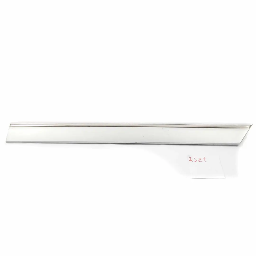 Mercedes W203 Moulure de porte arrière gauche Iridium Silver - 345 - SKU A2036905162-IRS - Numéro de pièce A2036905162