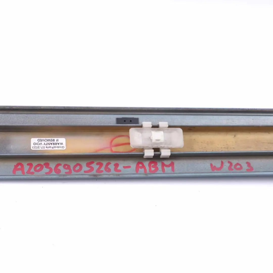 Mercedes W203 Tür verkleidung Leiste hinten rechts Abdeckung Aragonitblau - 941 - SKU A2036905262-ABM - Teilenummer A2036905262