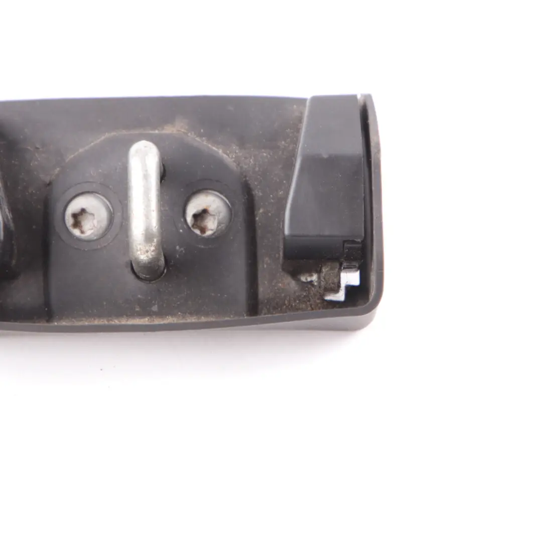 Zamek Zatrzask Rygiel Klapy Bagażnika do Mercedes W203 o numerze A2036930017 Mercedes W203 Zamek Zatrzask Rygiel Klapy Bagażnika - SKU A2036930017 - Numer Części A2036930017