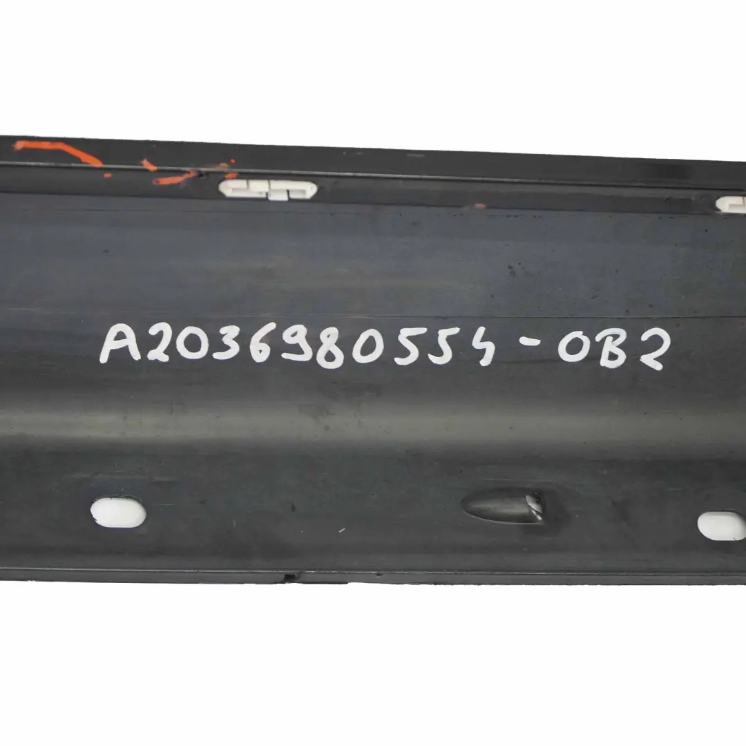 Mercedes CL203 Pannello rivestimento soglia laterale sinistra nero ossidiana 197 - SKU A2036980554-OB2 - Numero di parte A2036980554