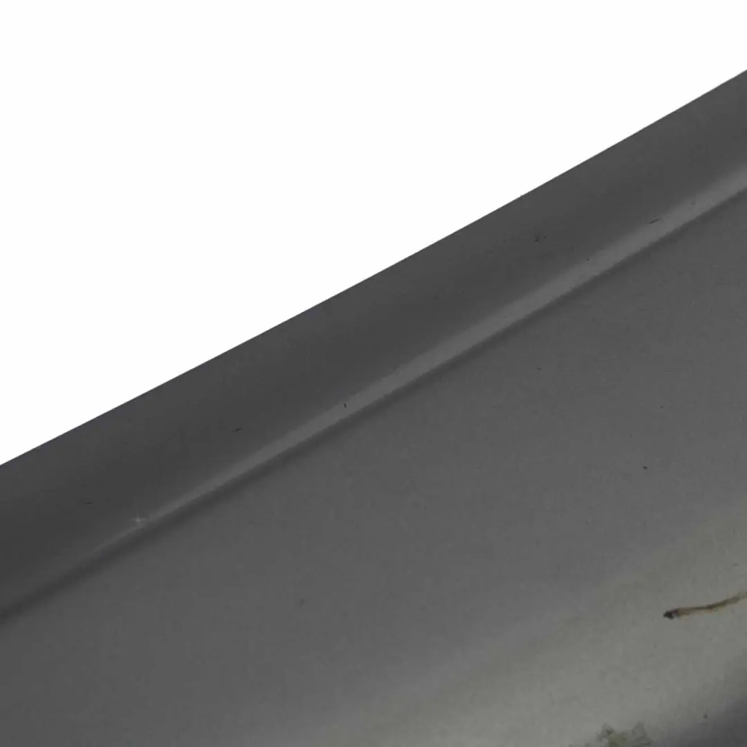 Schwellerleister Schwellerverkleidung links Palladiumsilber - 792 für Mercedes CL203 mit Teilenummer A2036980554 Mercedes CL203 Schwellerleister Schwellerverkleidung links Palladiumsilber - 792 - SKU A2036980554-PAL1 - Teilenummer A2036980554