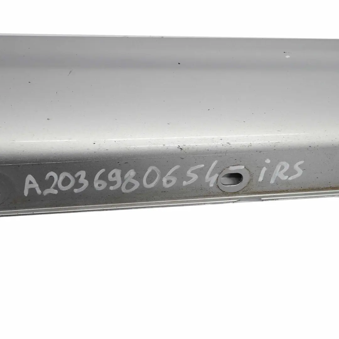 Mercedes CL203 Faldón Lateral Cubre umbral Recorte Derecho Plata Iridium - 775 - SKU A2036980654-IRS - Número de pieza A2036980654