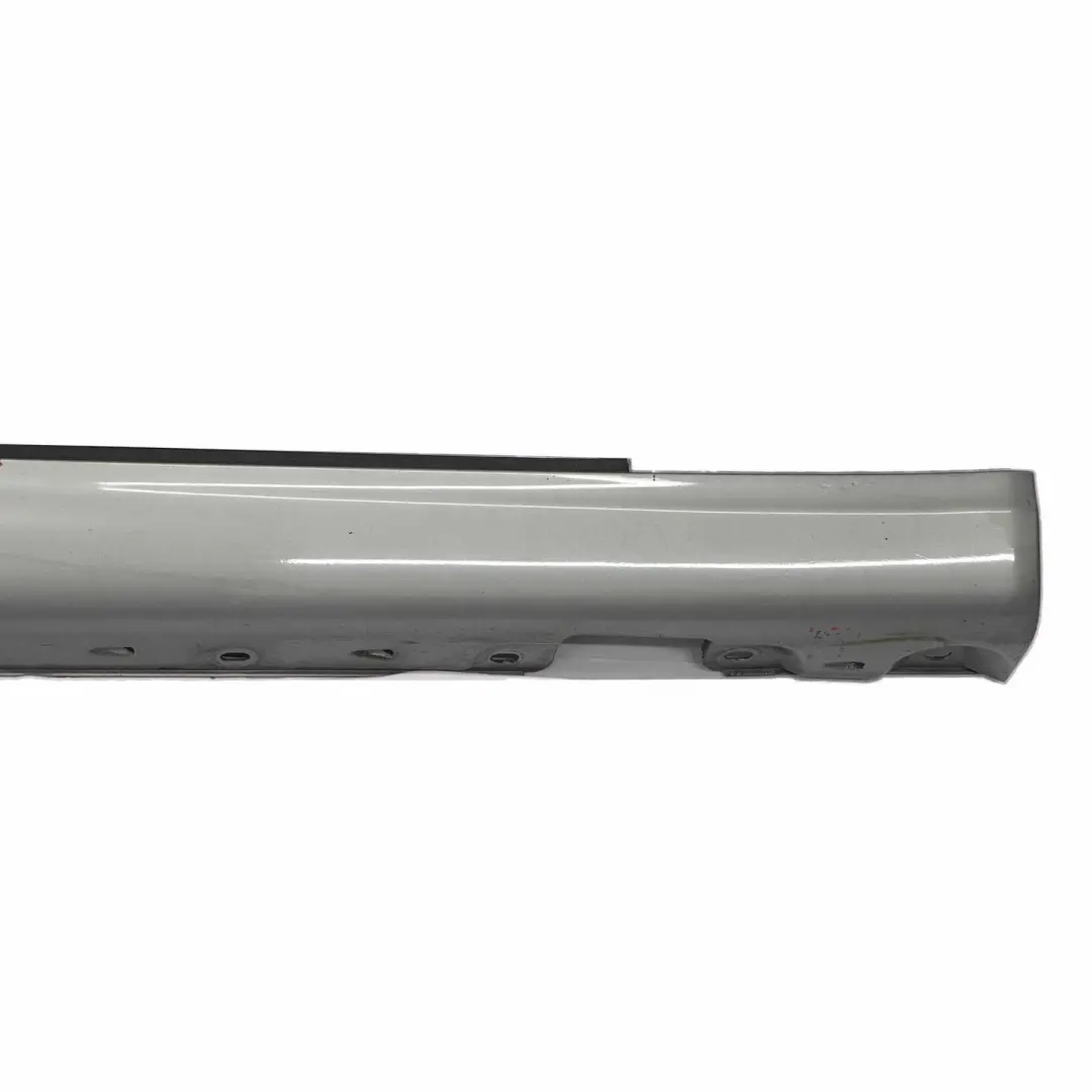 Mercedes CL203 Faldón lateral Tapa umbral Panel derecho Palladium Silver - 792 - SKU A2036980654-PAL - Número de pieza A2036980654