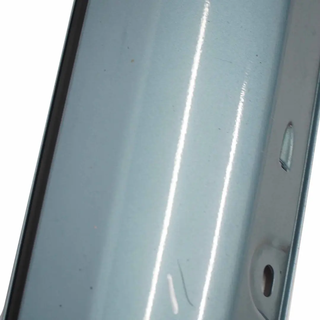 Cache seuil de porte gauche Bleu Aragonite Métallisé - 941 pour Mercedes W203 à propos du numéro de pièce A2036981354 Mercedes W203 Cache seuil de porte gauche Bleu Aragonite Métallisé - 941 - SKU A2036981354-ABM - Numéro de pièce A2036981354