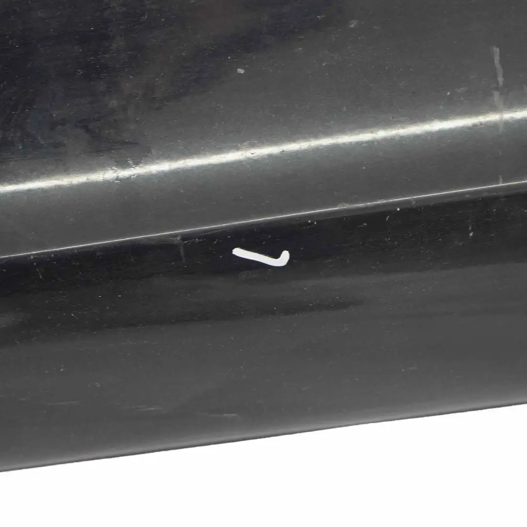 Mercedes W203 Couvre seuil porte latérale droite noir obsidien métallisé - 197 - SKU A2036981454-OB - Numéro de pièce A2036981454