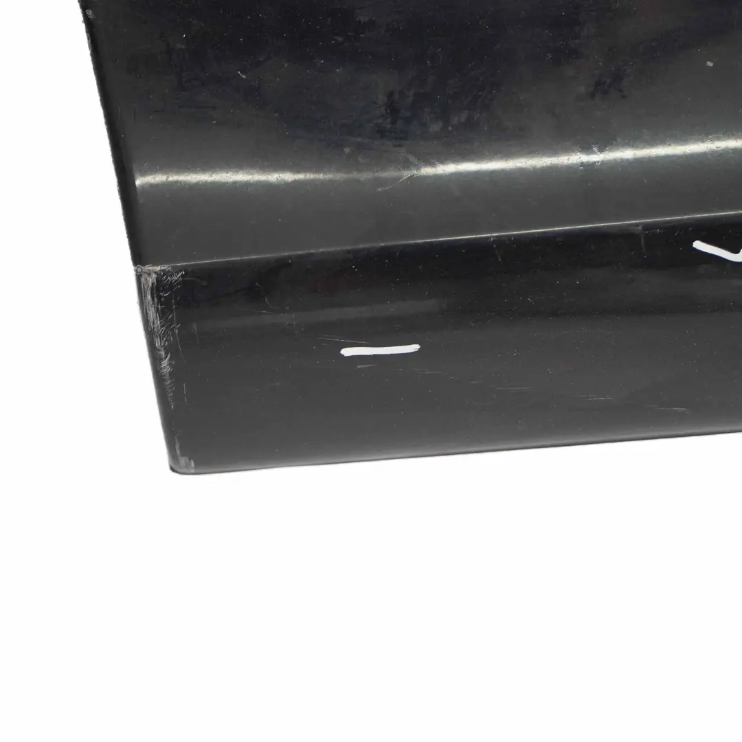 Mercedes W203 Couvre seuil porte latérale droite noir obsidien métallisé - 197 - SKU A2036981454-OB - Numéro de pièce A2036981454