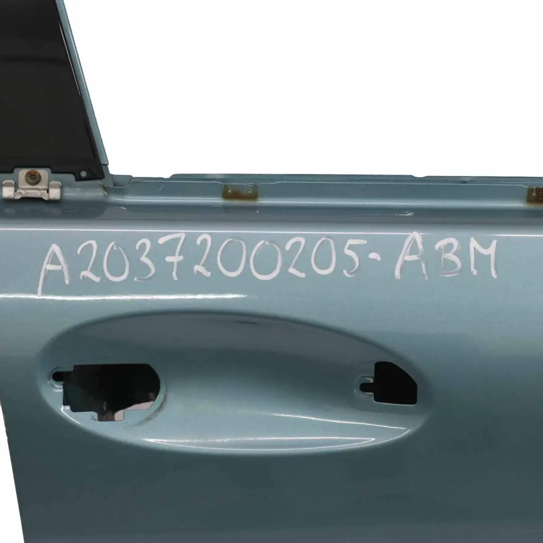 Tür vorne rechts Aragonitblau Metallic - 941 für Mercedes W203 mit Teilenummer A2037200205 Mercedes W203 Tür vorne rechts Aragonitblau Metallic - 941 - SKU A2037200205-ABM - Teilenummer A2037200205