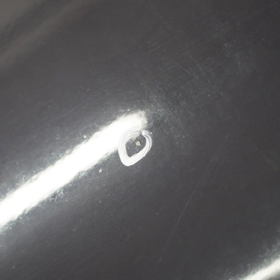 Tür vorne rechts Diamantschwarz Diamond Black Metallic - 768 für Mercedes W203 mit Teilenummer A2037200205 Mercedes W203 Tür vorne rechts Diamantschwarz Diamond Black Metallic - 768 - SKU A2037200205-DSCH - Teilenummer A2037200205