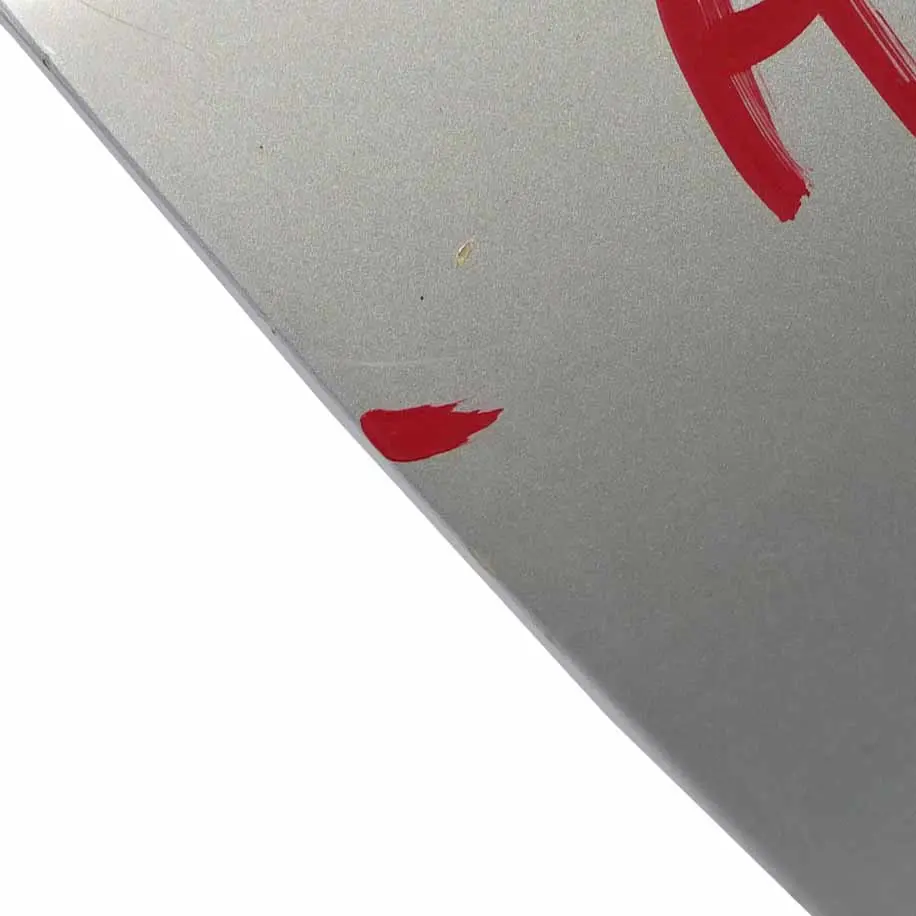 Tür vorne rechts O/S Iridium Silber Metallic - 775 für Mercedes W203 mit Teilenummer A2037200205 Mercedes W203 Tür vorne rechts O/S Iridium Silber Metallic - 775 - SKU A2037200205-IRS1 - Teilenummer A2037200205