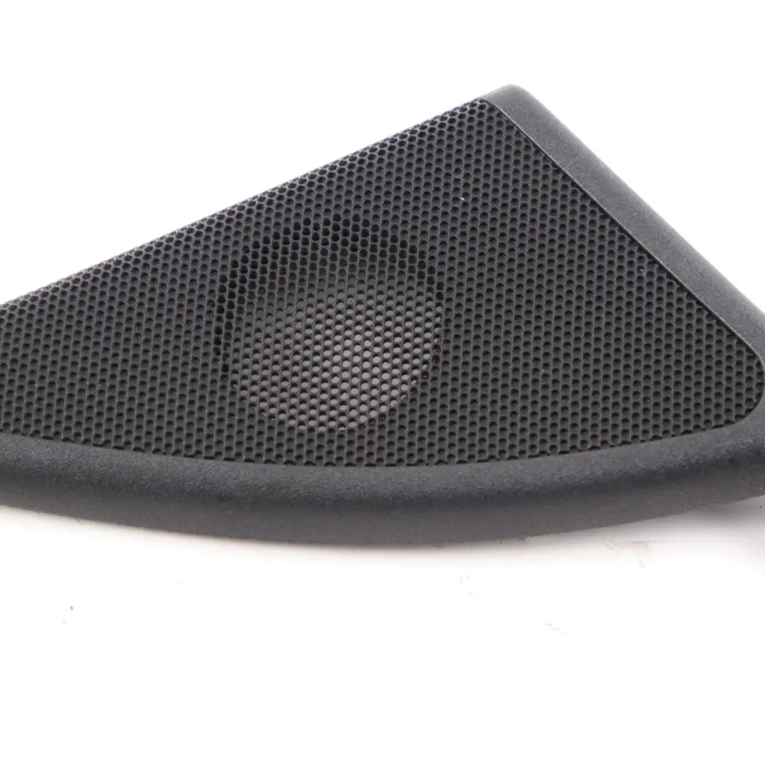 Mercedes W203 Couvercle Tweeter Speaker Triangle Trim Front Right - SKU A2037200248-1 - Numéro de pièce A2037200248