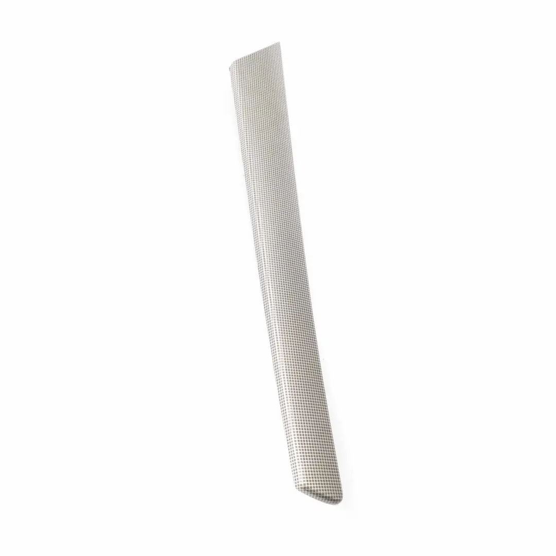 Mercedes W203 Panel puerta delantera derecha Decoración Strip - SKU A2037200422 - Número de pieza A2037200422