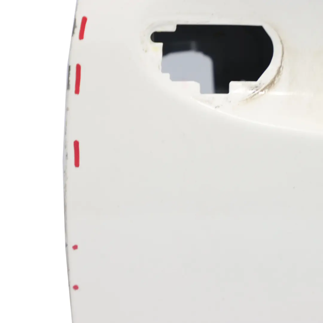 Puerta Delantera Derecha Blanco Calcita - 650 para Mercedes CLC CL203 con número de pieza A2037201605 Mercedes CLC CL203 Puerta Delantera Derecha Blanco Calcita - 650 - SKU A2037201605-CW1 - Número de pieza A2037201605