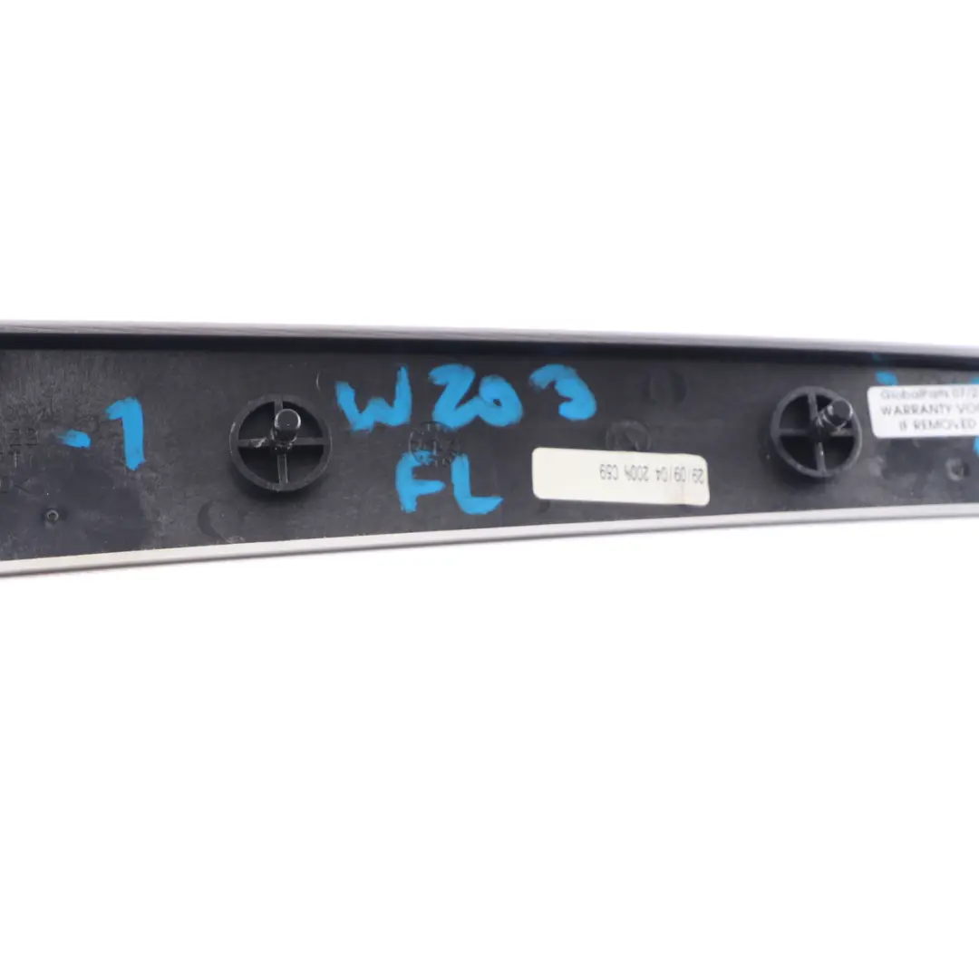 Mercedes C-Klasse W203 Blende Tür Holz Matt Vorne Links - SKU A2037201922-1 - Teilenummer A2037201922