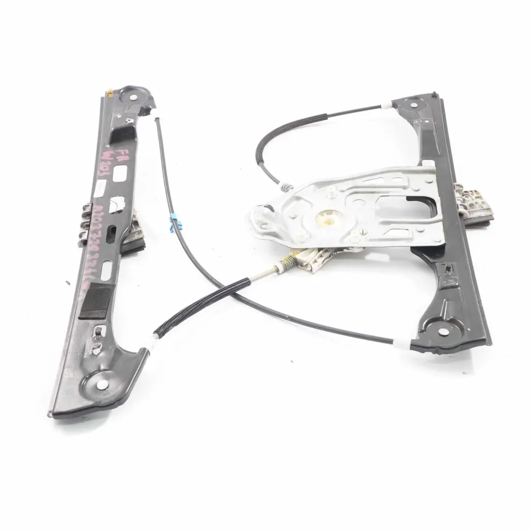 Lève-Vitre Porte Avant Droite Mécanisme Régulateur pour Mercedes W203 à propos du numéro de pièce A2037203246 Mercedes W203 Lève-Vitre Porte Avant Droite Mécanisme Régulateur - SKU A2037203246-1 - Numéro de pièce A2037203246