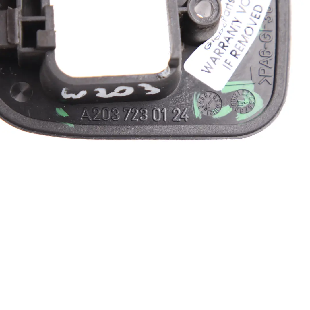 Mercedes W203 C209 Osłona Zamka Drzwi Lewy Przód - SKU A2037230124-3 - Numer Części A2037230124