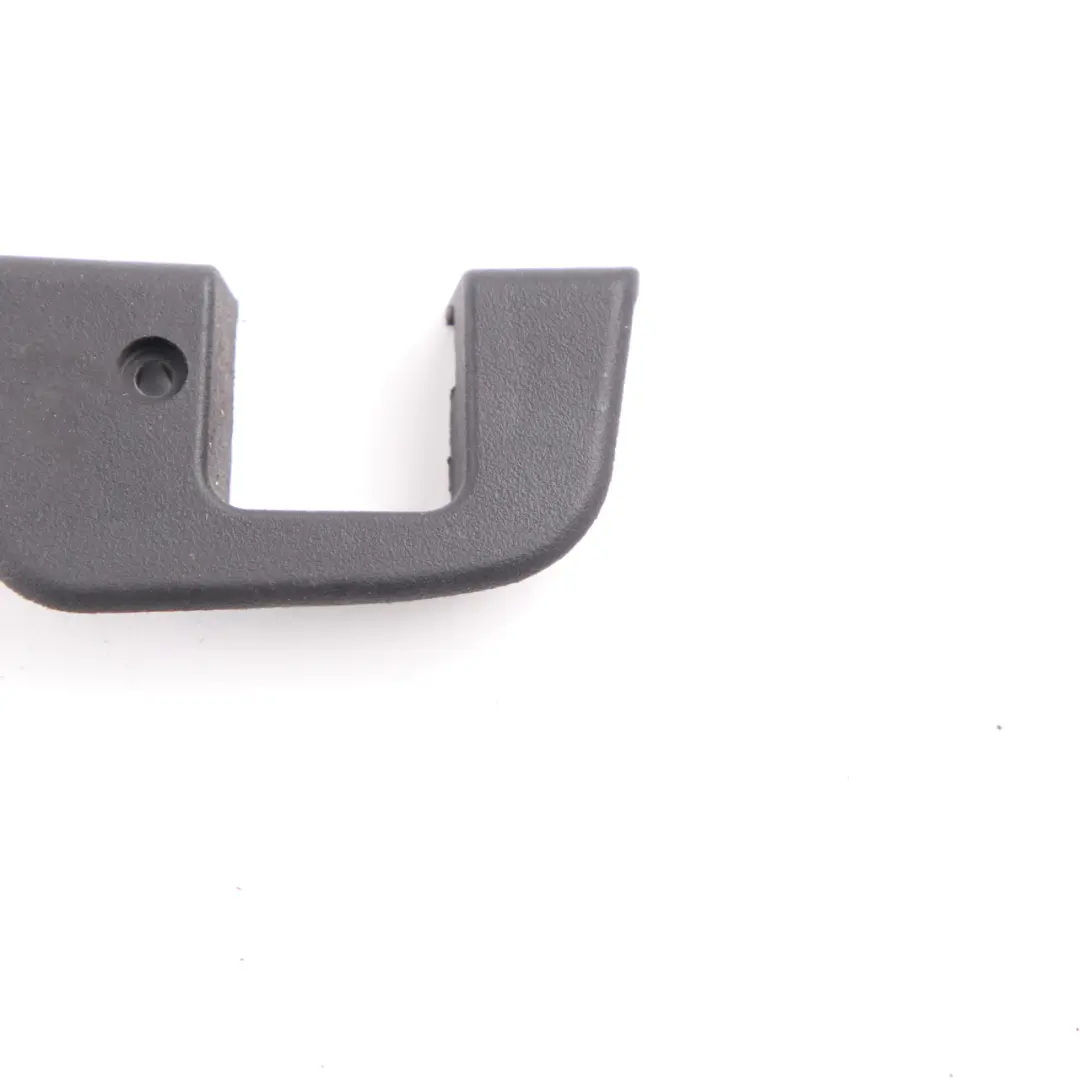  Serrure Mercedes W203 C209 Porte avant gauche l'entourage serrure - SKU A2037230124-3 - Numéro de pièce A2037230124