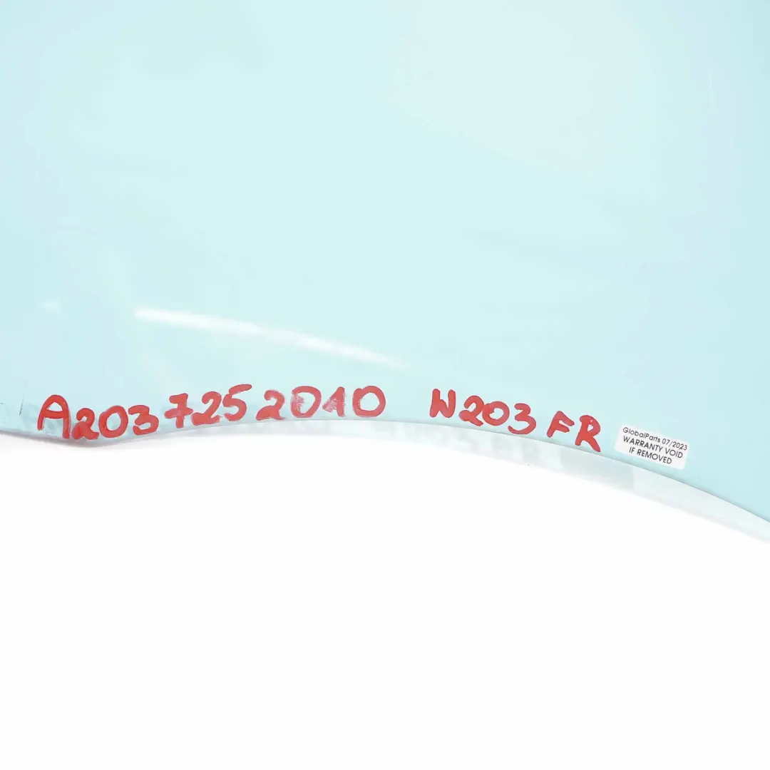 Cristal Puerta Delantera Derecha Acristalamiento AS2 para Mercedes W203 con número de pieza A2037252010 Mercedes W203 Cristal Puerta Delantera Derecha Acristalamiento AS2 - SKU A2037252010 - Número de pieza A2037252010