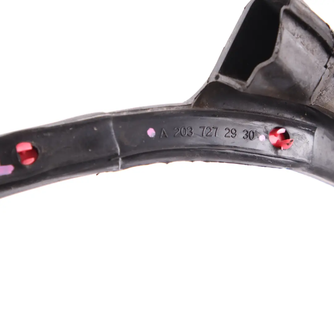 Joint d'étanchéité de porte gauche Bande pour Mercedes CL203 à propos du numéro de pièce A2037272930 Mercedes CL203 Joint d'étanchéité de porte gauche Bande - SKU A2037272930 - Numéro de pièce A2037272930