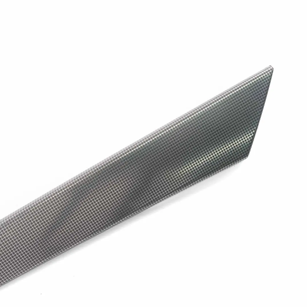 Pannello Porta Rivestimento Striscia Posteriore per Mercedes W203 con numero di parte A2037300322 Mercedes W203 Pannello Porta Rivestimento Striscia Posteriore - SKU A2037300322 - Numero di parte A2037300322