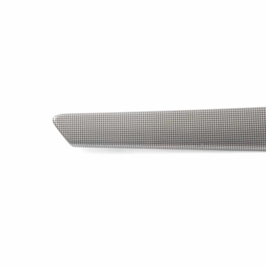 Mercedes W203 Panel de puerta trasera izquierda Tira decorativa - SKU A2037300322 - Número de pieza A2037300322