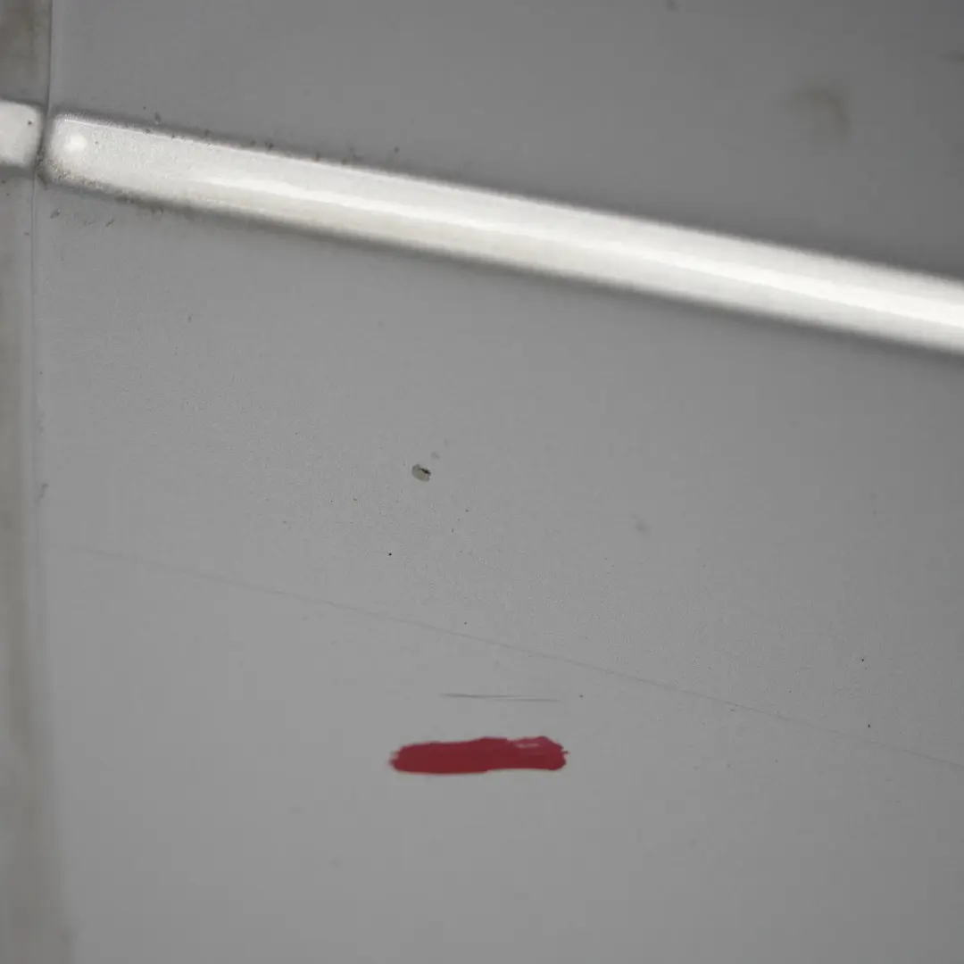 Drzwi Lewe Tylne Iridium Silver 775 do Mercedes W203 o numerze A2037300705 Mercedes W203 Drzwi Lewe Tylne Iridium Silver 775 - SKU A2037300705-IRS1 - Numer Części A2037300705