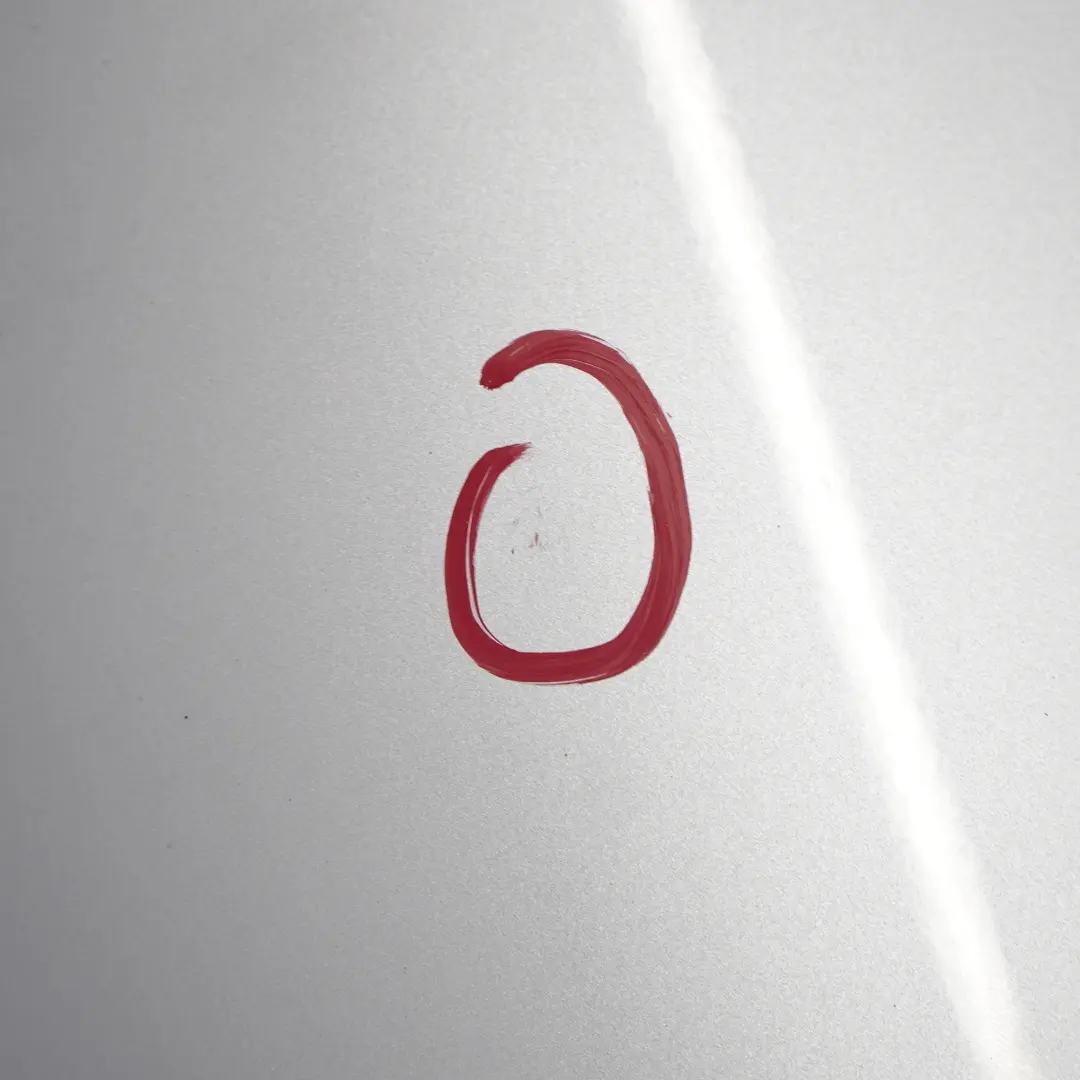 Tür hinten links Limousine Iridium Silber Metallic - 775 für Mercedes W203 mit Teilenummer A2037300705 Mercedes W203 Tür hinten links Limousine Iridium Silber Metallic - 775 - SKU A2037300705-IRS - Teilenummer A2037300705