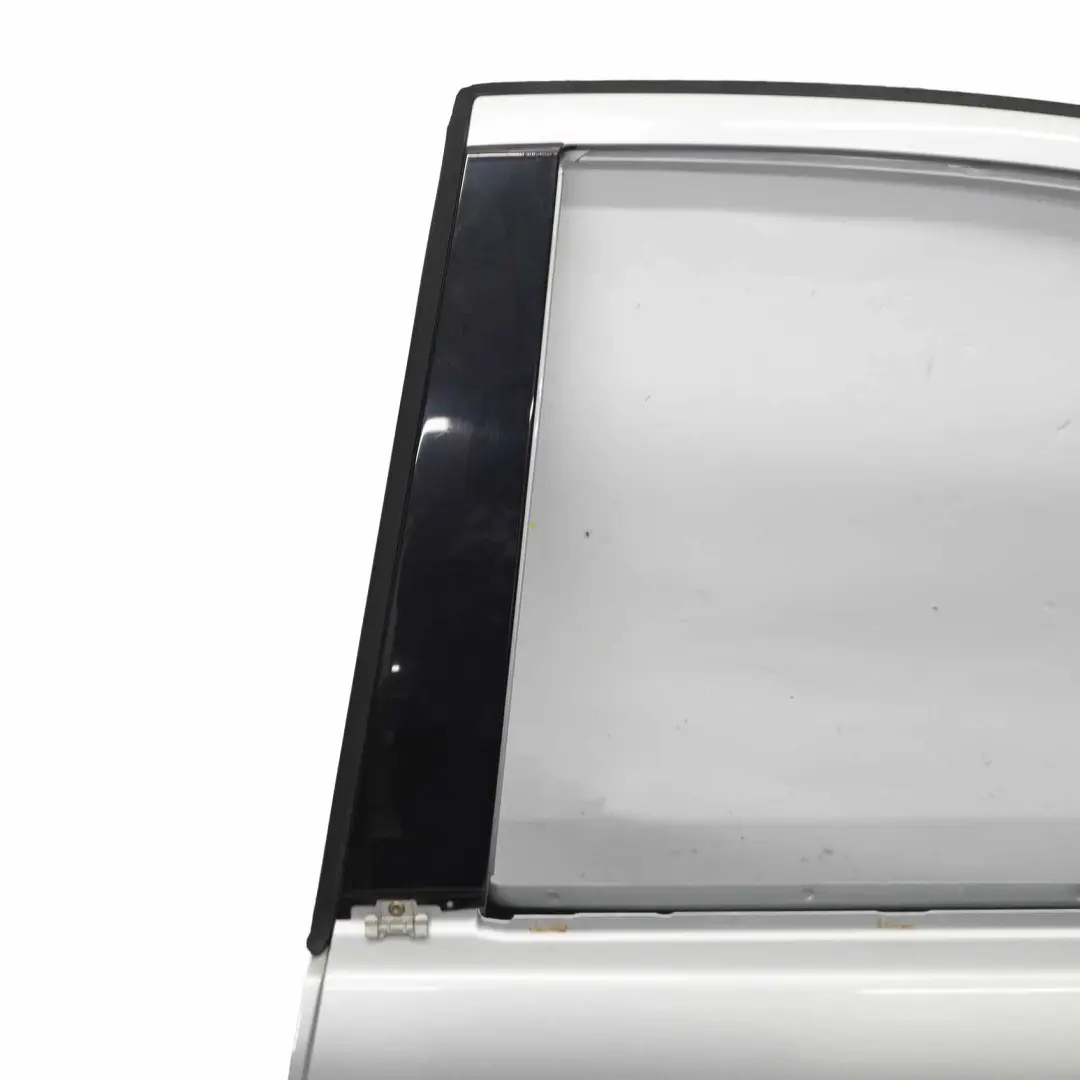 Mercedes W203 Porte Arrière Gauche Saloon Argent Iridium Métallisé - 775 - SKU A2037300705-IRS - Numéro de pièce A2037300705