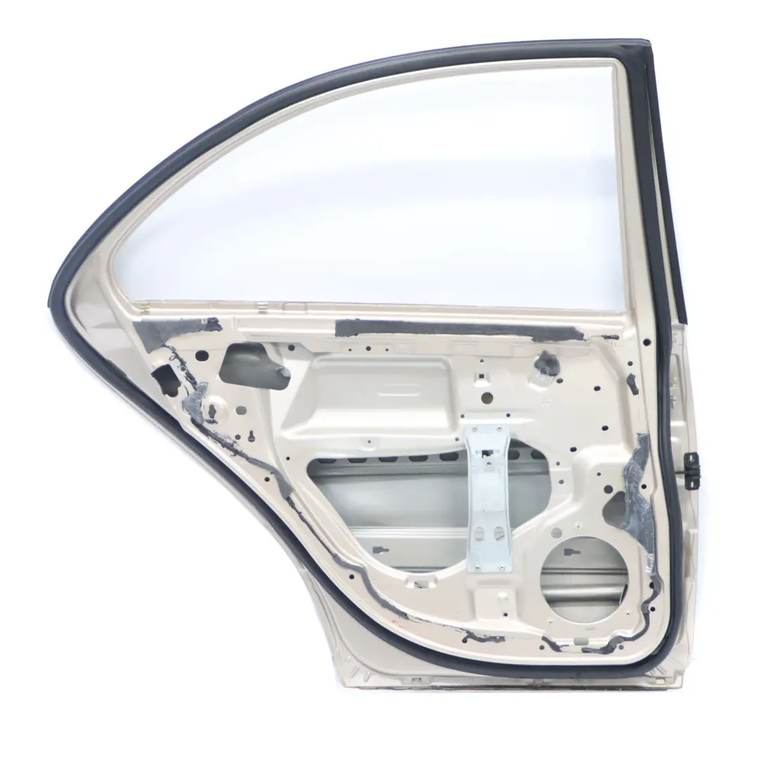 Tür hinten links Limousine Travertin Beige Metallic - 693 für Mercedes W203 mit Teilenummer A2037300705 Mercedes W203 Tür hinten links Limousine Travertin Beige Metallic - 693 - SKU A2037300705-TRB - Teilenummer A2037300705