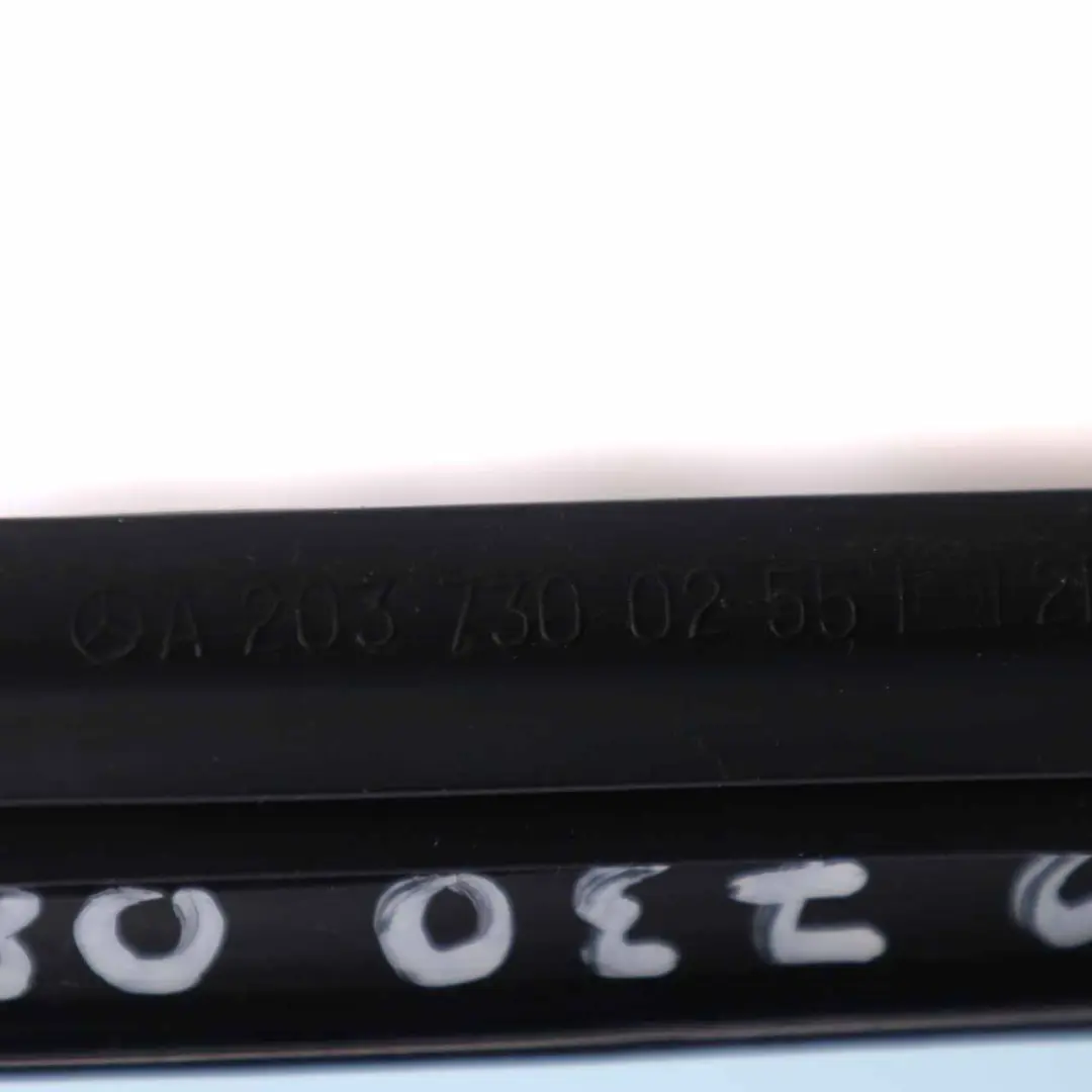 Side Window Fixed Glass Rear Right O/S AS2 to Mercedes W203 with Part number A2037300855 Mercedes W203 Side Window Fixed Glass Rear Right O/S AS2 - SKU A2037300855 - Part number A2037300855