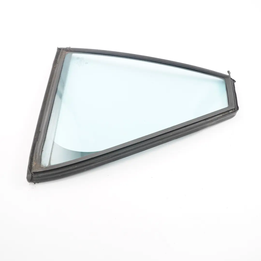 Mercedes W203 Estate Finestrino laterale fisso vetro porta posteriore sinistra - SKU A2037300955 - Numero di parte A2037300955