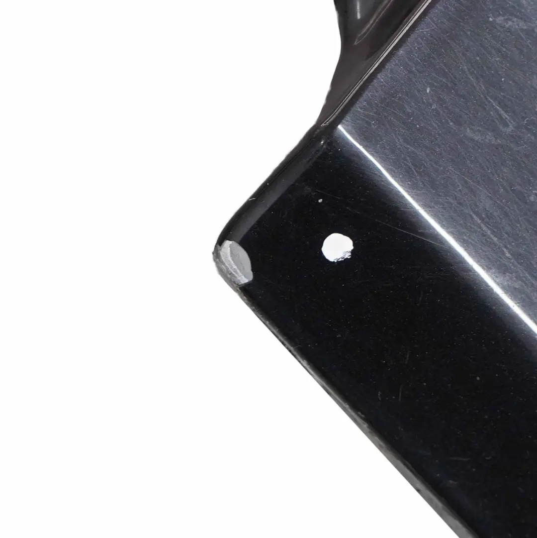 Puerta Trasera Izquierda Negro Obsidiana Metalizado - 197 para Mercedes W203 Estate con número de pieza A2037301105 Mercedes W203 Estate Puerta Trasera Izquierda Negro Obsidiana Metalizado - 197 - SKU A2037301105-OB - Número de pieza A2037301105