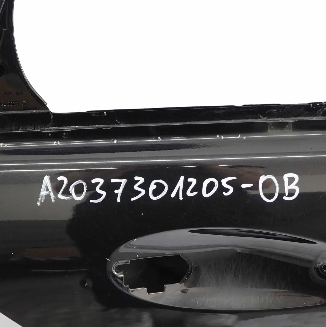 Arriere Droite Break Obsidian Black Metallic - 197 pour Mercedes W203 Porte à propos du numéro de pièce A2037301205 Mercedes W203 Porte Arriere Droite Break Obsidian Black Metallic - 197 - SKU A2037301205-OB - Numéro de pièce A2037301205