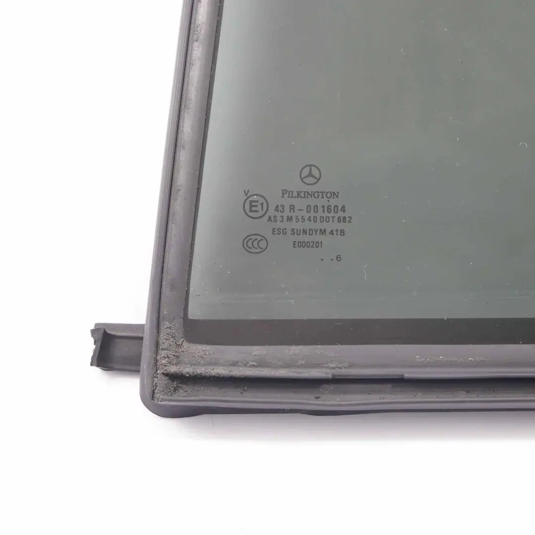Mercedes W203 Touring Finestrino laterale porta posteriore sinistra Vetro AS3 - SKU A2037302155 - Numero di parte A2037302155
